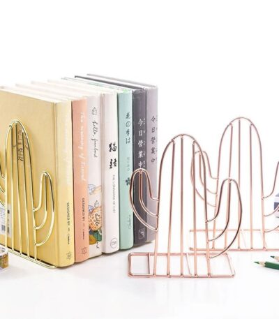 romantic heart book storage holder